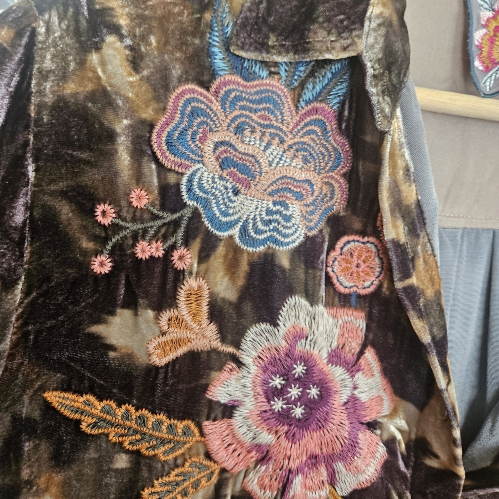 SOLD 🎉💯 - Picture 5 of 12